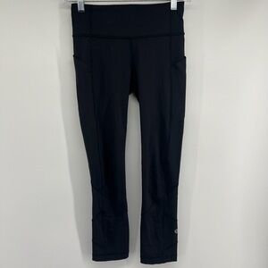 Lululemon Sz‎ 2 Pace Rival Crop Capri Pants  Solid Black Ventilated Side Pockets